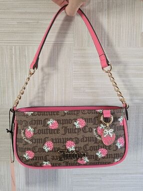 🍓 NWT Juicy Couture Berry Sweet Monogram Baguette Shoulder Bag Gold Script Logo